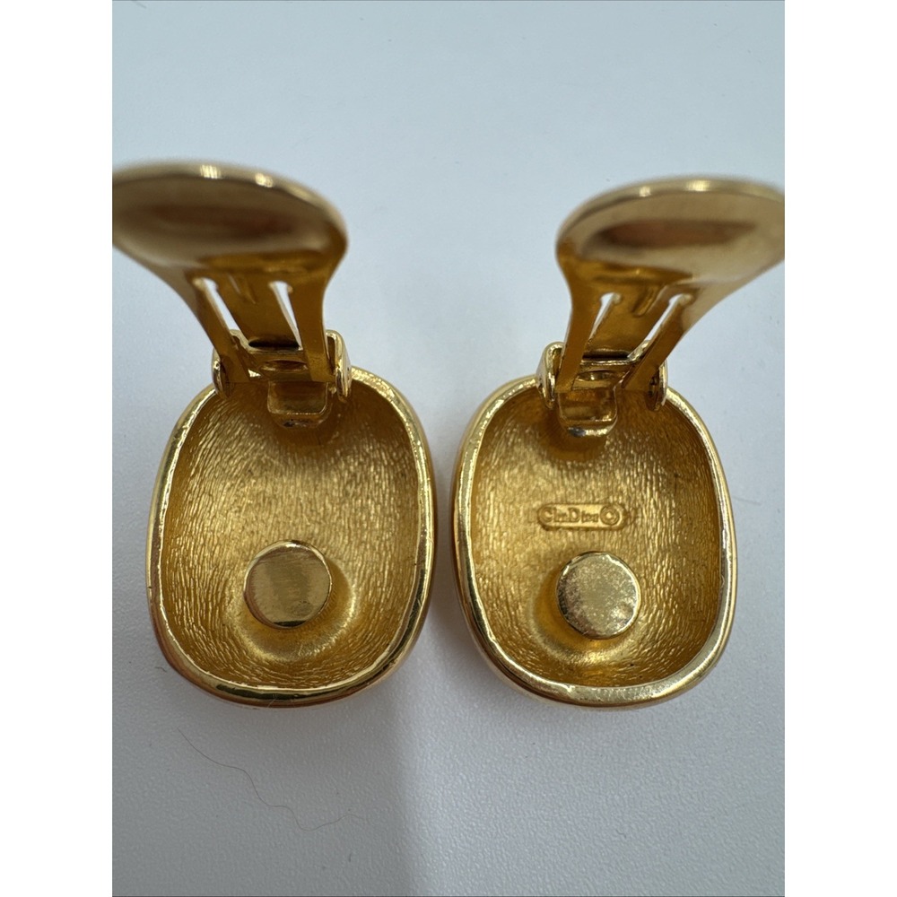 Vintage Christian Dior Clip On Earrings Gold Tone Ribbed Statement Signed - Picture 13 of 15